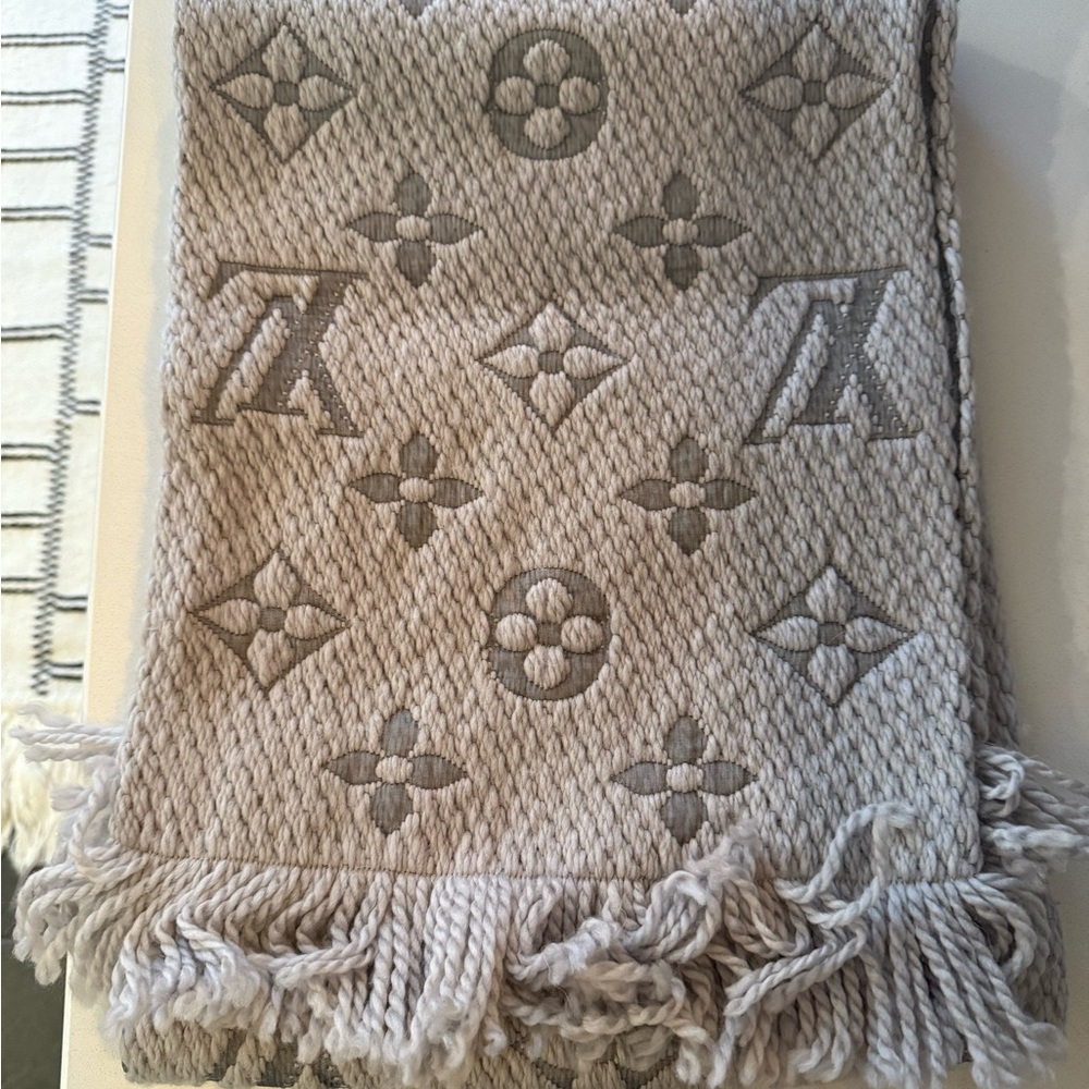 Louis Vuitton Beige Monogram Scarf
